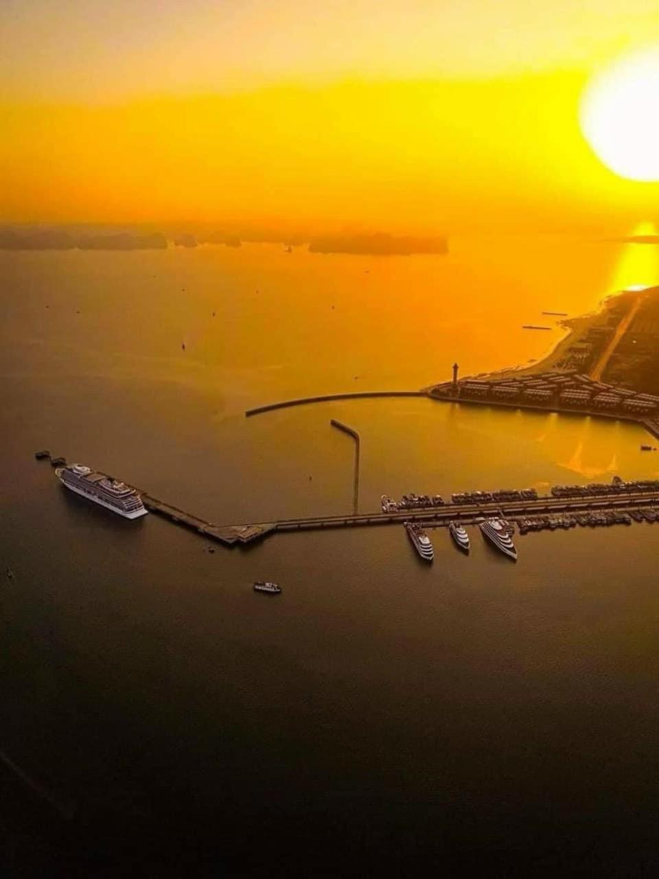 Appartamento The 1108 Sapphire Ha Long Esterno foto