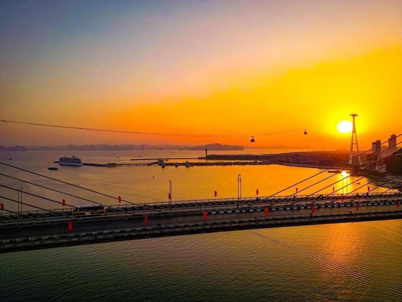 Appartamento The 1108 Sapphire Ha Long Esterno foto